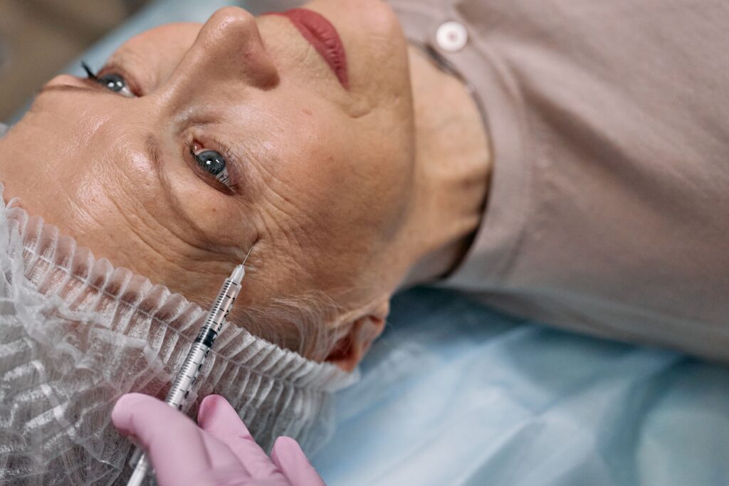 women getting anti-wrinkle treatment